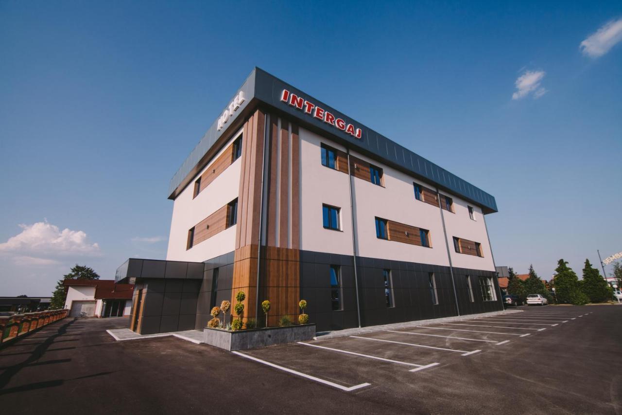 Hotel Intergaj بييلينا المظهر الخارجي الصورة